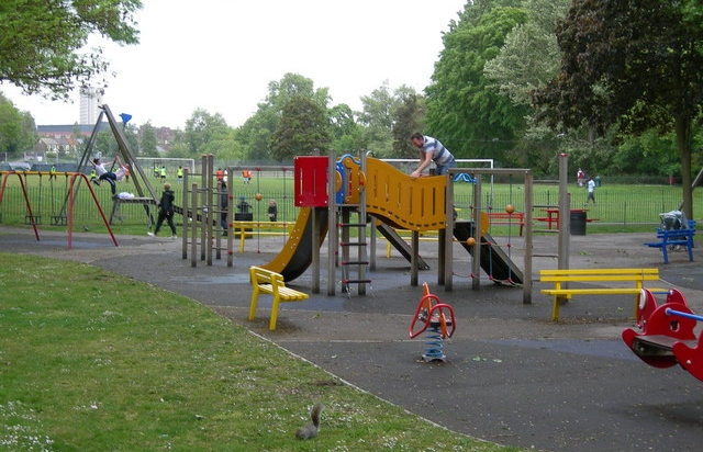 Ladywell Fields Rec and play area